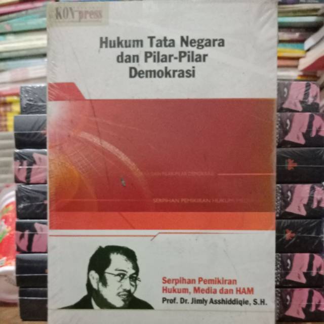 Hukum tata negara dan pilar pilar demokrasi