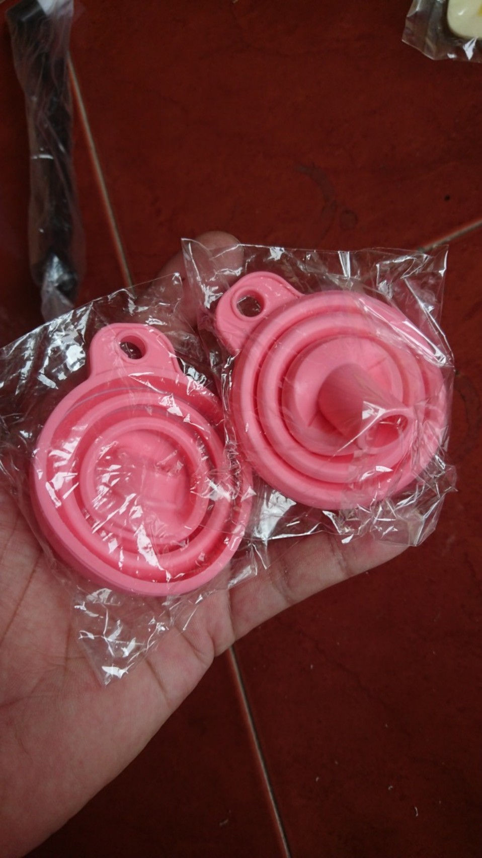 Corong Saringan Minyak Silikon Lipat Silicone Collapsible Mini Funnel