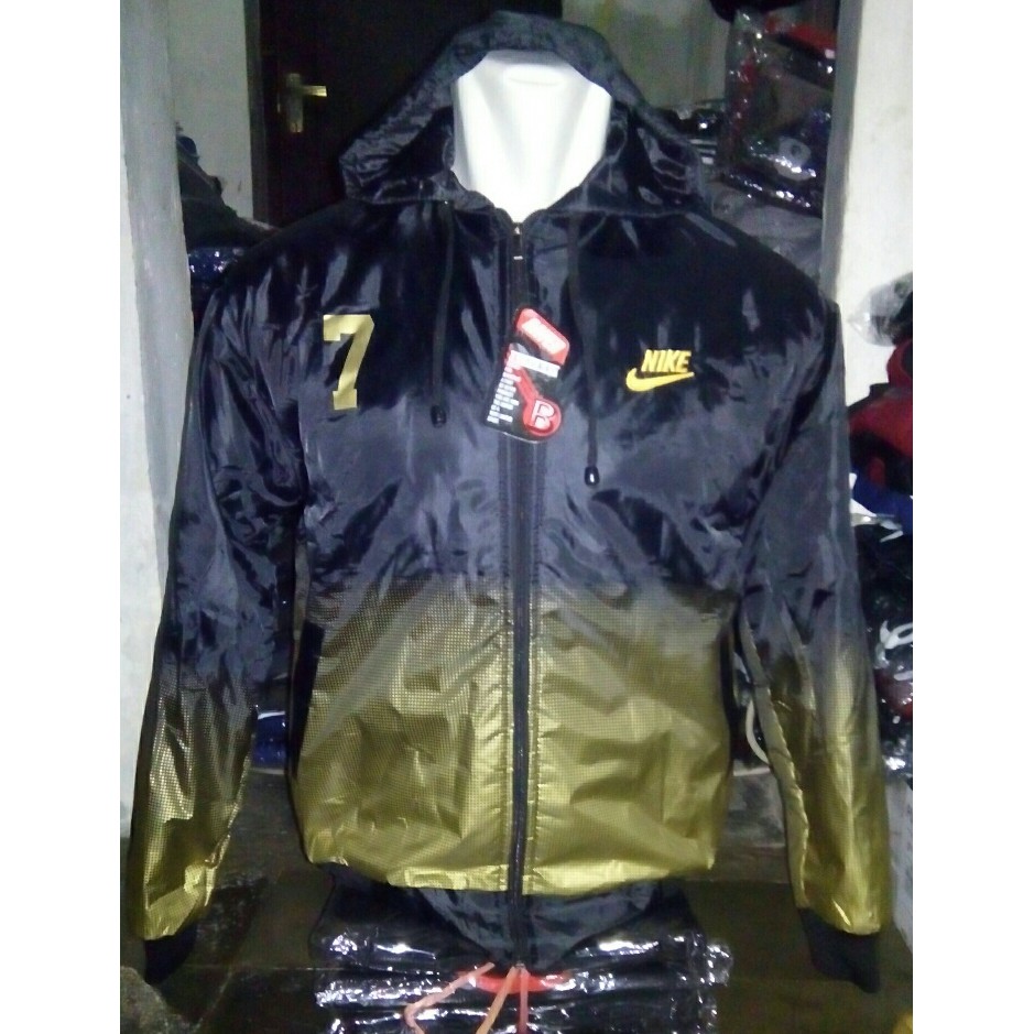 Promo jaket nike hitam gold S-S3-095
