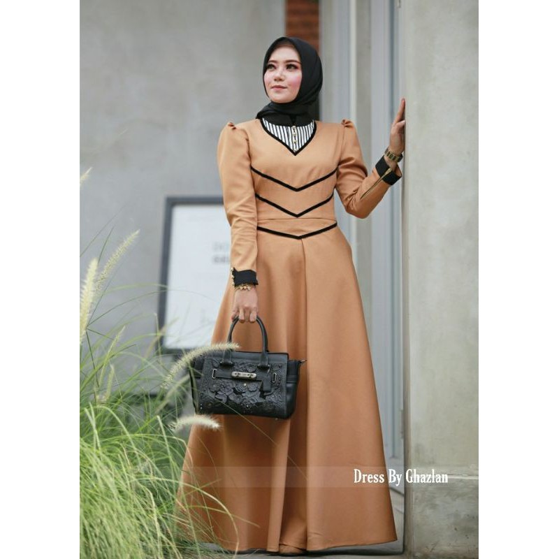 Queensha Dress by Ghazlan