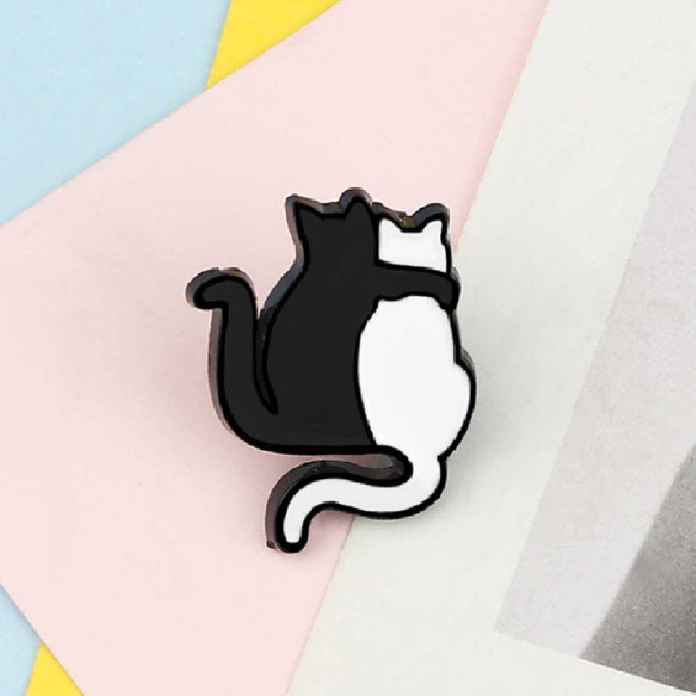 Mxbeauty Bros Kucing Hadiah Lucu Untuk Wanita Pria Aksesoris Perhiasan Kucing Hitam Dan Putih Origam Lencana Pin Enamel Pin