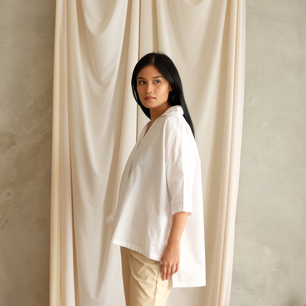 Bonny Blouse Oversize Wanita