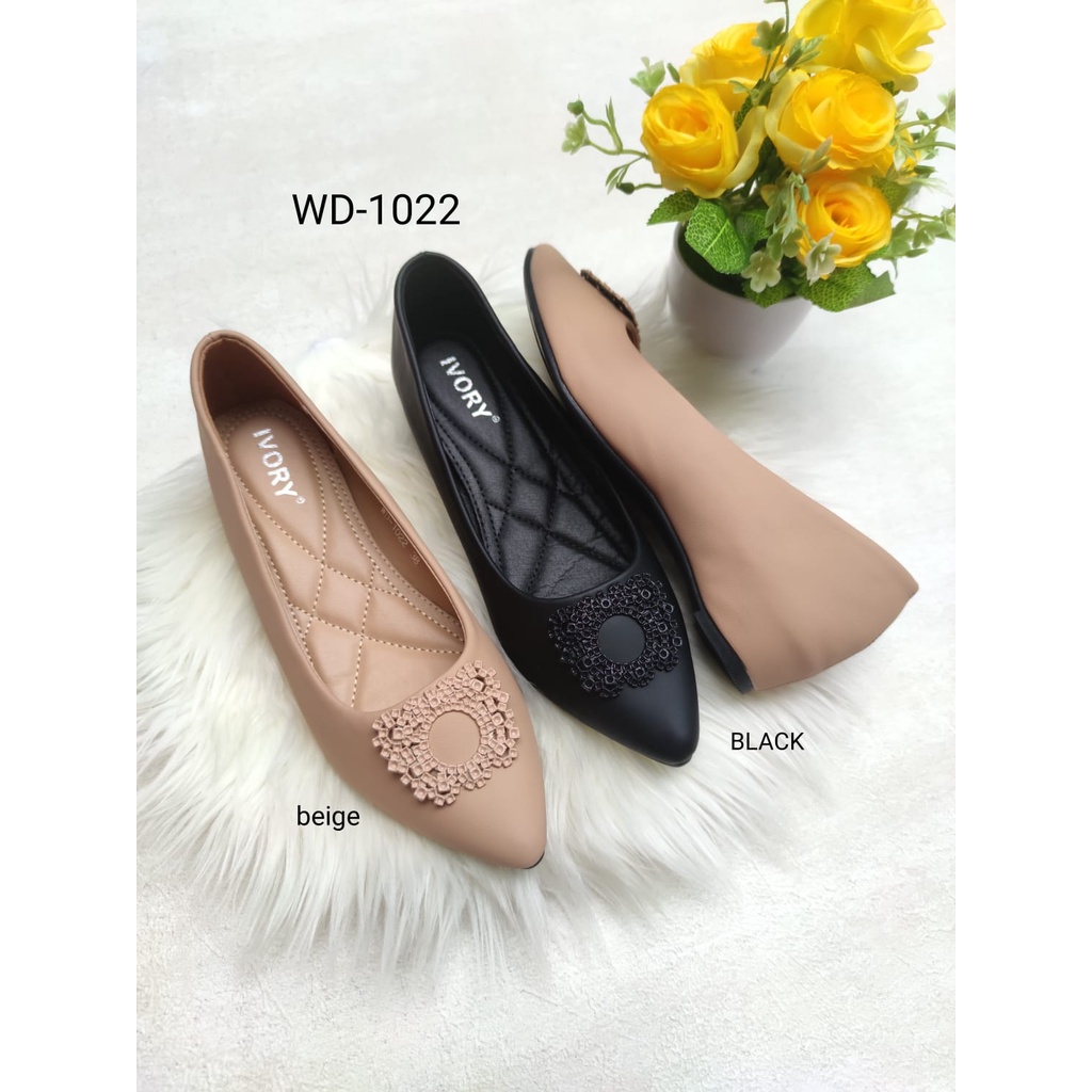 IVORY Sepatu Wedges Dalam Wanita WD-1022