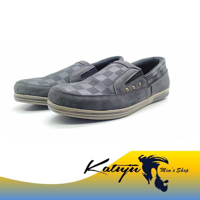Sepatu Slip On Casual Import Armendo Original Pria Terbaru LV 03