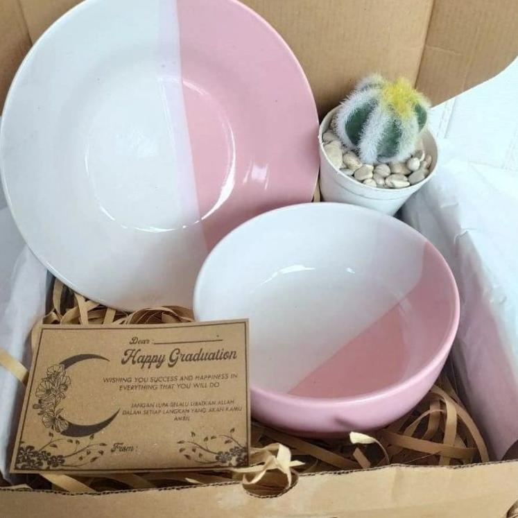 Koleksi Terbaru.. Paket Hampers Set Mangkok dan Piring Twotone 2 Warna Cantik Hadiah Wedding Ultah H