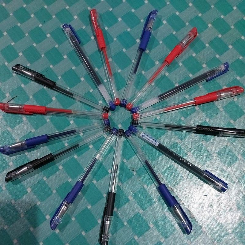 

BOLPOIN/PULPEN BERBAGAI MACAM MERK DAN WARNA DIJUAL SATUAN PER PCS/BIJI