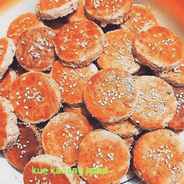 

Kue kacang