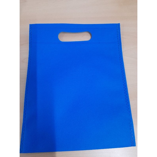 

TAS OVAL SPUNBOND PRESS BIRU BCA UK 30X40/kodi