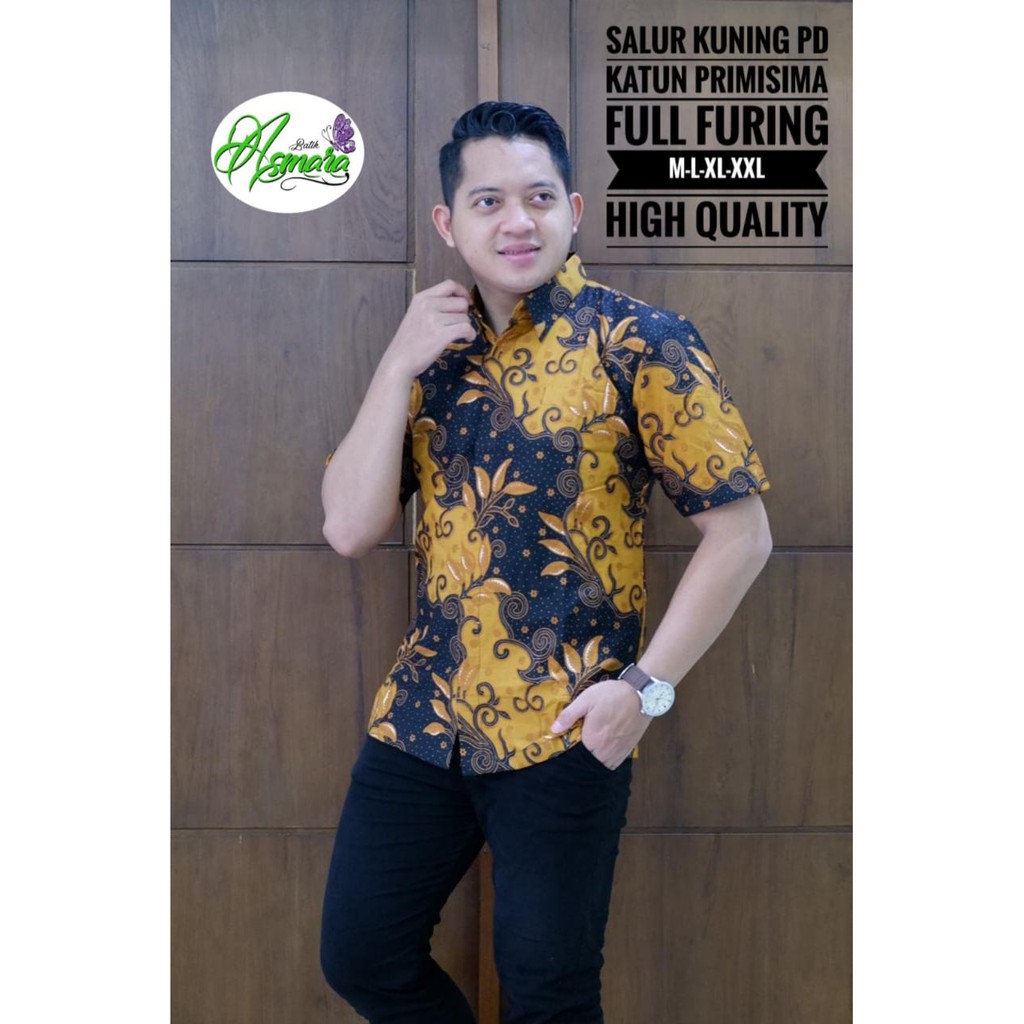 SALUR KUNING ASMARA BATIKSOLOAMANAH KEMEJA BAJU BATIK PRIA SOLO LENGAN PENDEK PANJANG LAPIS FURING ATASAN BATIK PREMIUM MODERN KATUN HALUS KEMBANG PAGER BIRU MERAK KAMULYAN BIRU PLENJAK BIRU SANJAYA SASTRO BIRU KEMBANG ASMARA MAJALAYU KERIS EMAS UWER