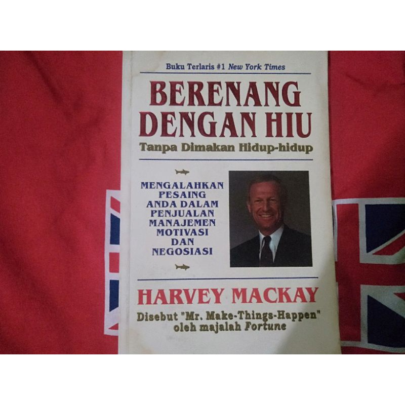 

Berenang dengan Hiu tanpa dimakan hidup hidup