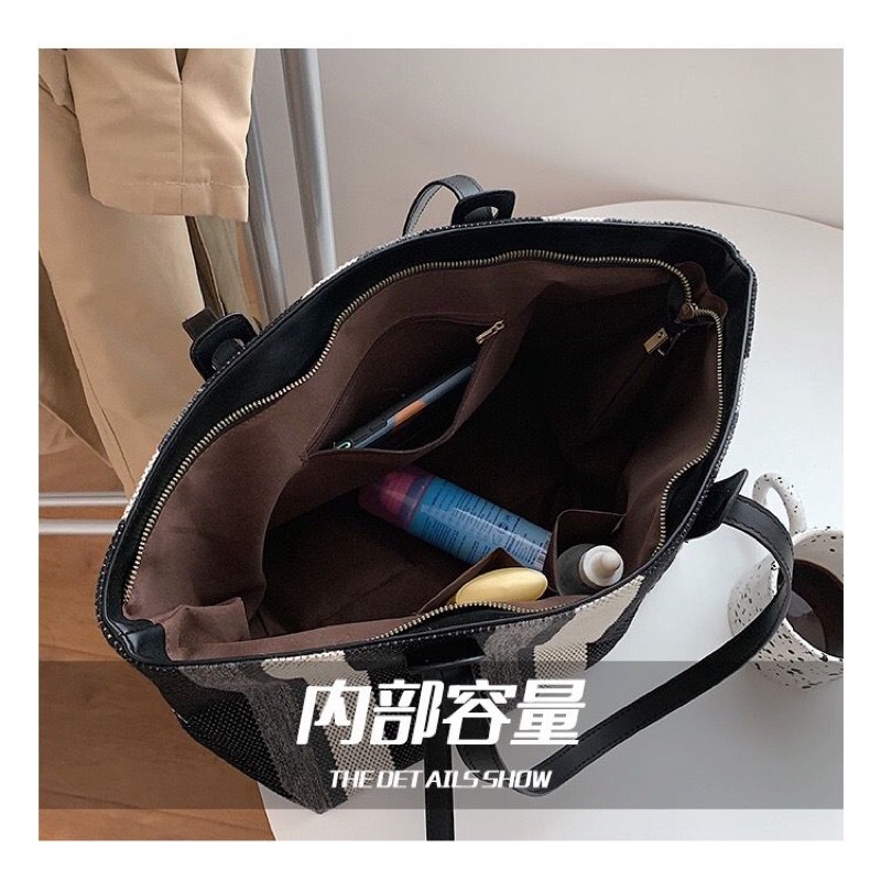 SG1877 syafniegalery tote bag import motif garis garis 7663 0150 1946