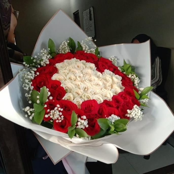 

HANDBUKET BUNGA ,KADO ANNIVERSARY,ULANG TAHUN,LOVE,VALENTINE,HARI IBU DG654EAFVD