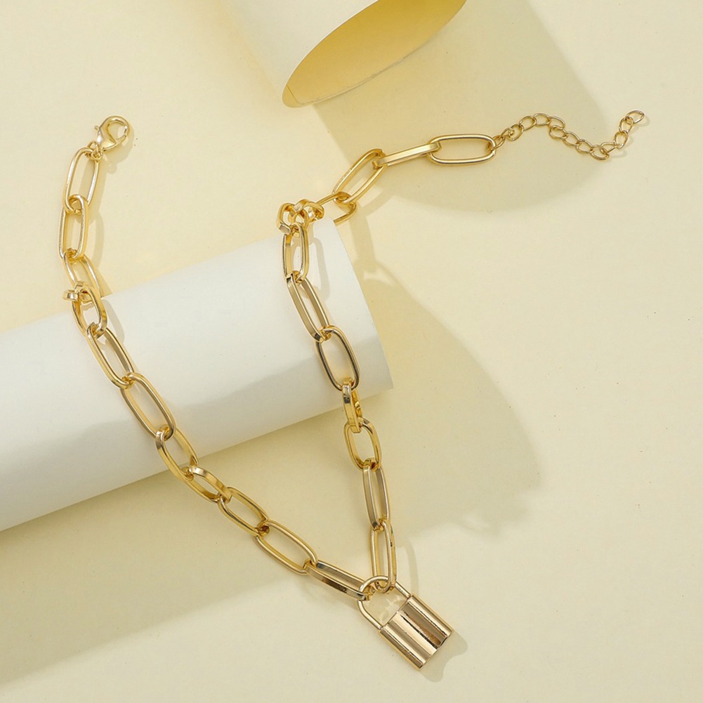 Hu Hu Hu Hu Hu Alat Bantu Pasang Kacamata♡ Kalung Rantai Liontin Gembok Hati Bahan Alloy Untuk Unisex