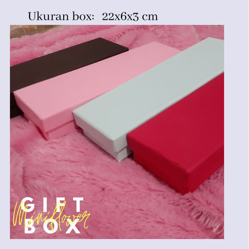 

[READY] Polaroid Box Ukuran 22x6x3 cm Gift Memories Box