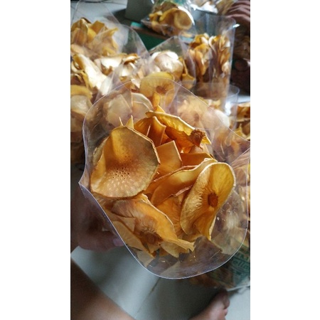 

DELLA SNACK Kripik SUKUN, Sedikit minyak !!!