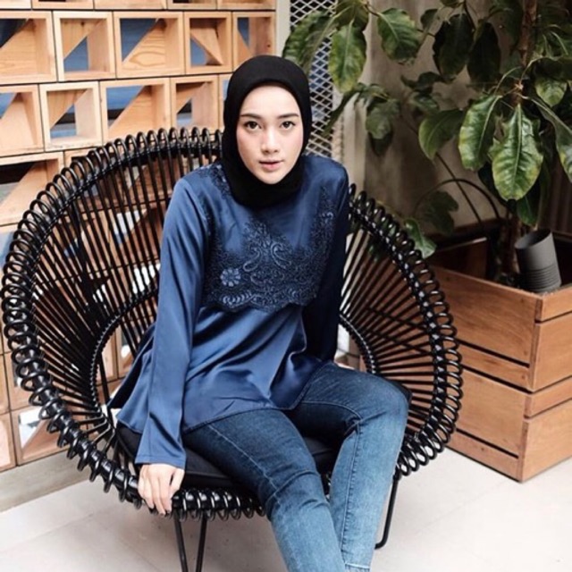 Rima Blouse Navy