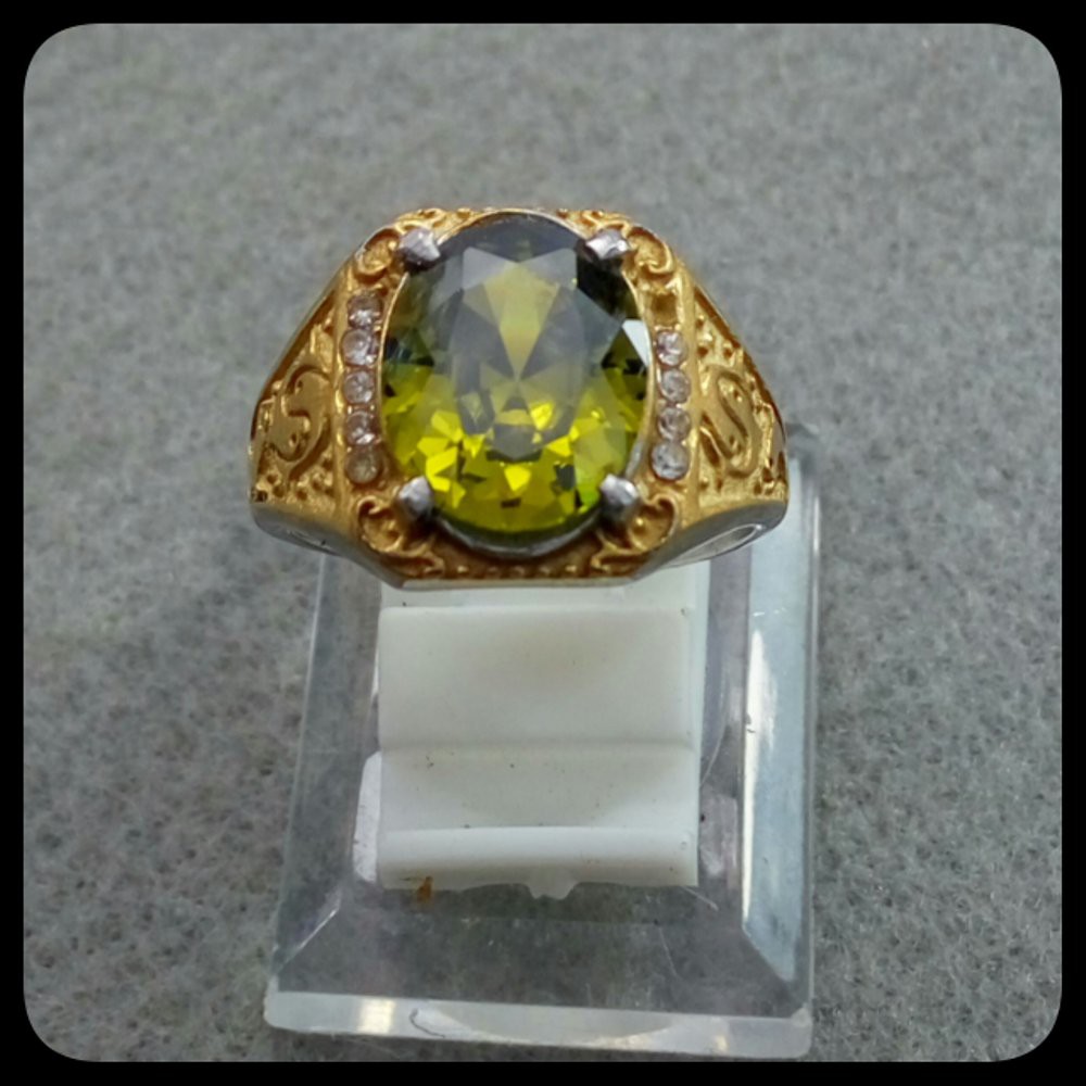 CINCIN PERMATA GREEN PERIDOT CERIAKAN JARIMU