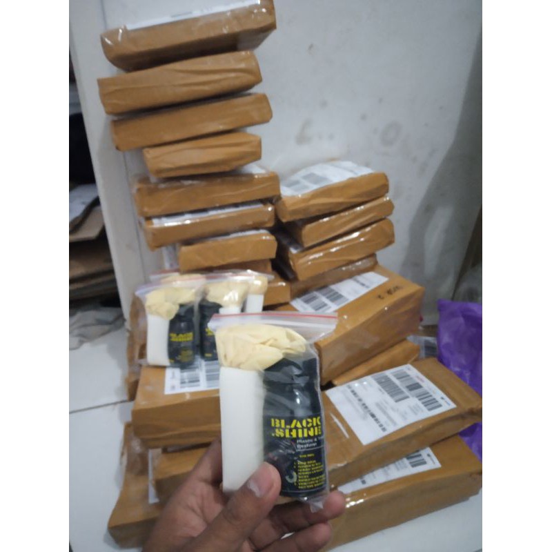 Black magic penghitam body motor permanent / PENGHITAM BODY MOTOR