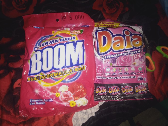 Deterjen Bubuk/ Sabun Bubuk Boom Merah Krmasan Ekonomis 315 Gram