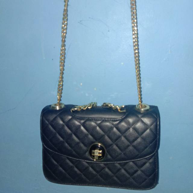 Sling dan tas pesta charles & keith