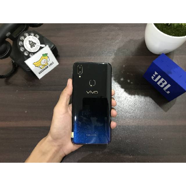 VIVO V11 6 GB Fullset - Hp Bekas Second