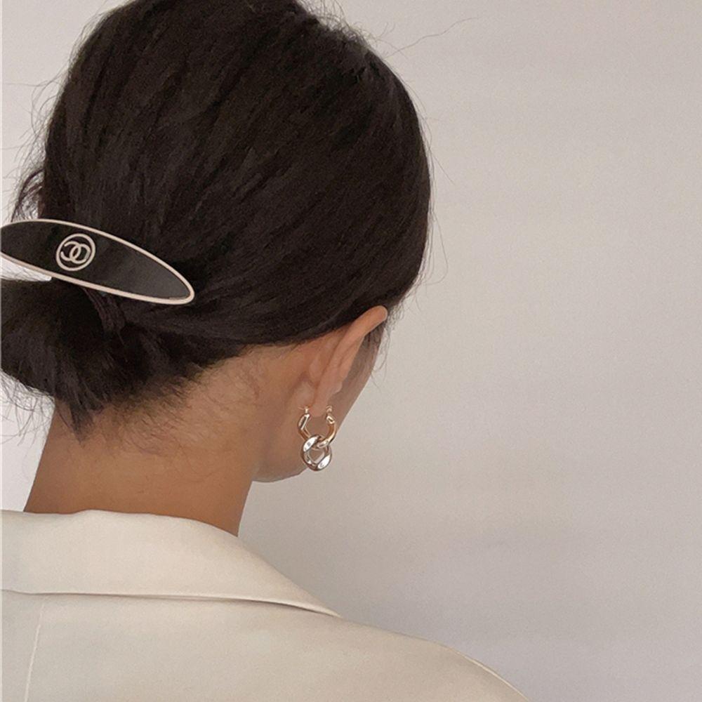 [Elegan] French Hairpin Elegant Wome Hair Claw Women Headwear Besar Musim Semi Klip Kecil Wangi Gaya C Surat Gaya Korea Hair Clip