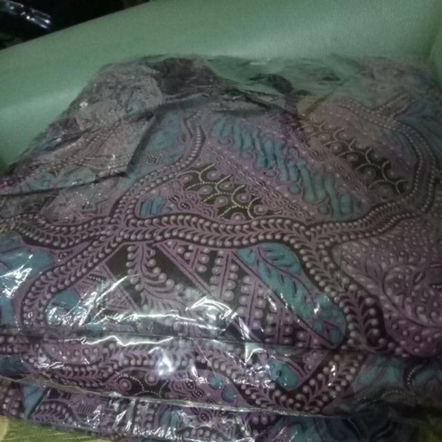 Kereta Kencana Ungu Kemeja Batik Pria Lengan Panjang Full Furing Reguler Fit