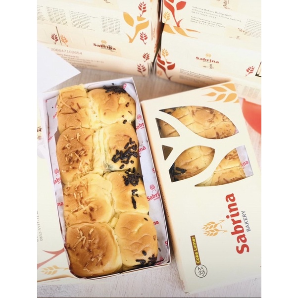 

ROTI SABRINA COKELUMER,CAPUCINO CRUNCY,COKELAT KEJU