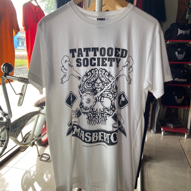 Kaos masberto kingdom original warna putih