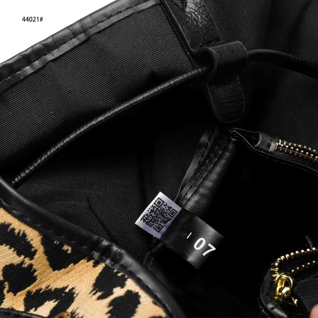 DR 44021 Bucket Bag Mizza &amp; Oblique Embroidery Womens Bag