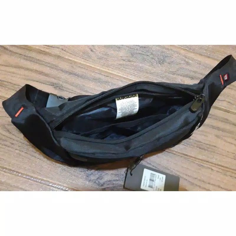 TAS QUIKSILVER WAISTBAG QUIKSILVER TAS SELEMPANG QUIKSILVER PREMIUM LOGO BESI