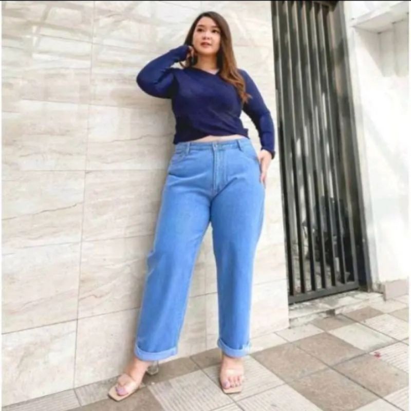 BOYFRIEND KULOT JEANS JUMBO