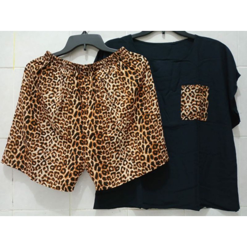 PAJAMAS SET PENDEK KATUN RAYON MOTIF LEOPARD MACAM