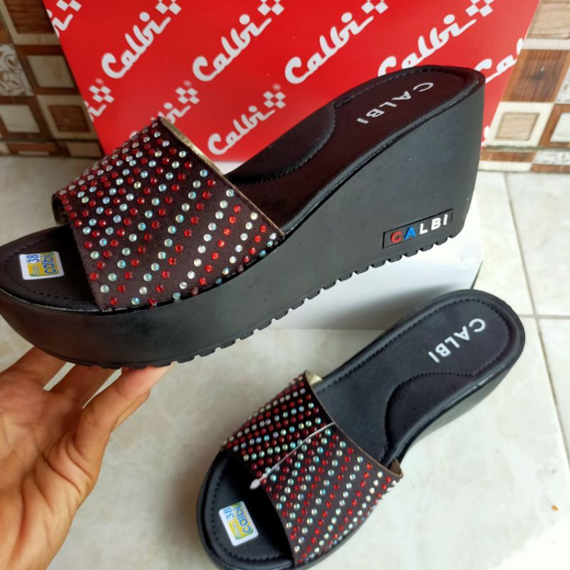 Sandal Wedges Calbi Slop Segitiga Tinggi 7cm