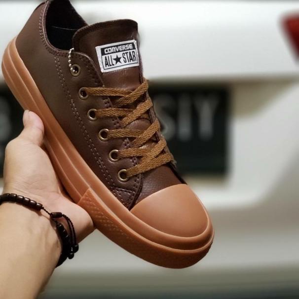 ♜ CONVERSE ALL STAR KULIT LEATHER LOW GRADE ORIGINAL / SEPATU BROWN PRIA - Coklat Muda, 37 ➤