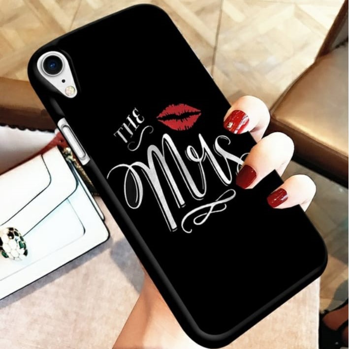 [P05] Couple The Mr &amp; Mrs Phone Case Hard For All Type