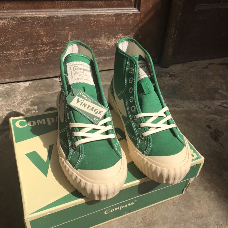SEPATU COMPASS VINTAGE HI GREEN / SIZE 37