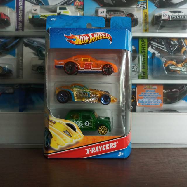 Hot Wheels X Raycers Morris Mini - Gift Pack 3