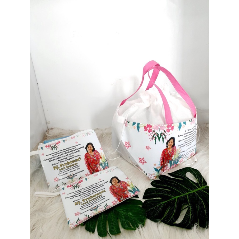 

Tas dan Souvenir Tahlilan Serut Banner Plus Dompet Pouch Custom