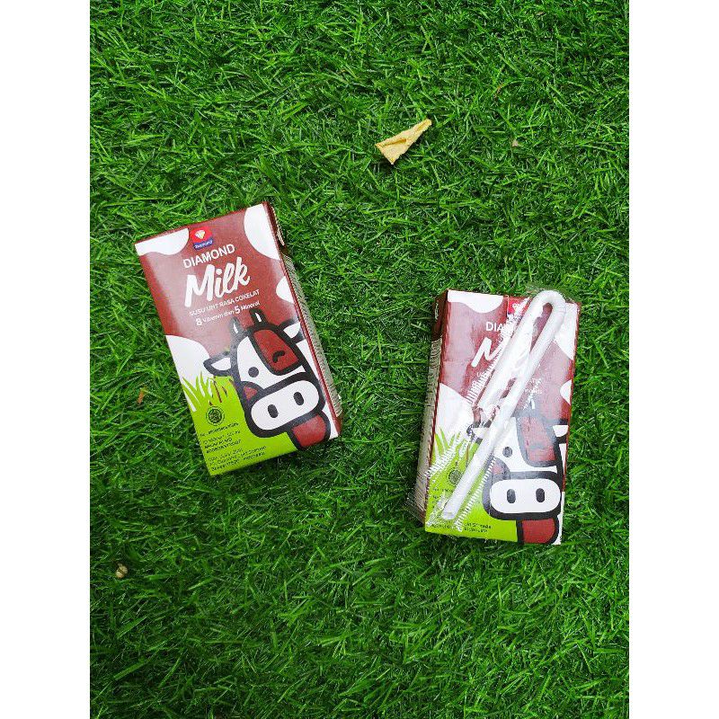 

Susu UHT Diamond 125ml ISI 5pcs / 10pcs (SATUAN)