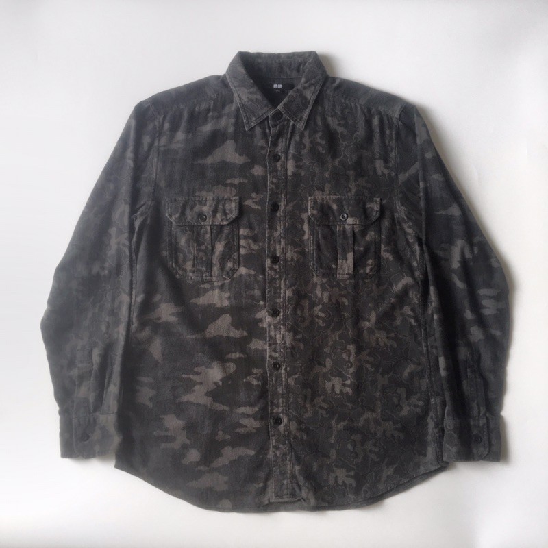 Kemeja Flanel Uniqlo Camo Second