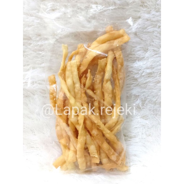 Stik Pangsit Panjang Rasa Bawang 40gram / Sistik Aneka Rasa / Snack Makanan Ringan /Stik Keju Bawang