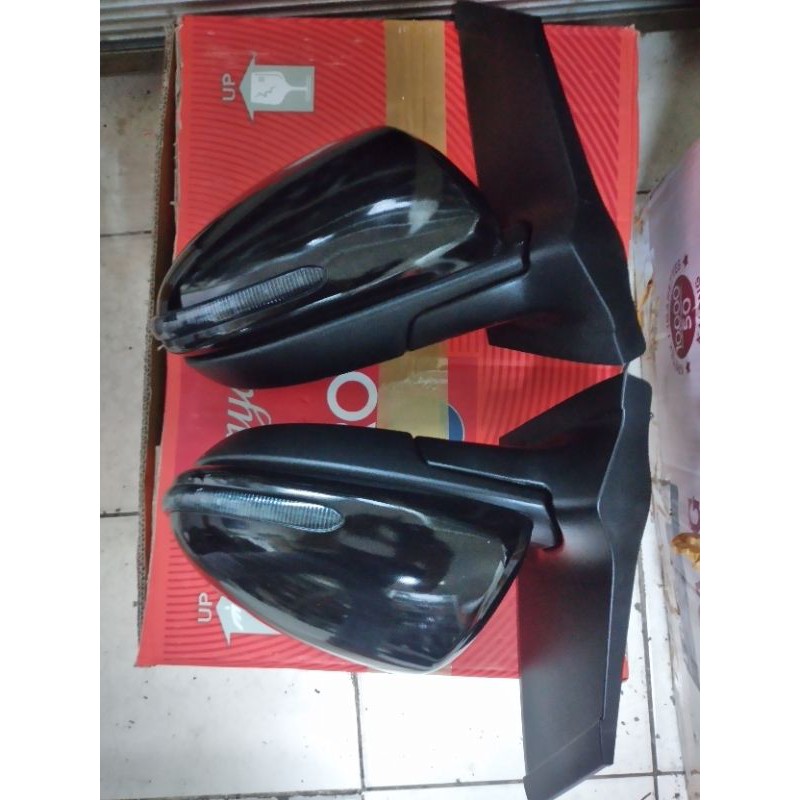 spion mazda 2 original sepasang