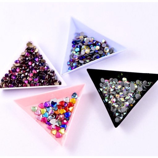 3 Pcs Plastic Triangular Tray Rhinestone Diamond Storage Box / Nail Jewelry Beads Organizer Container Jewelry Tray Holder DIY Tools