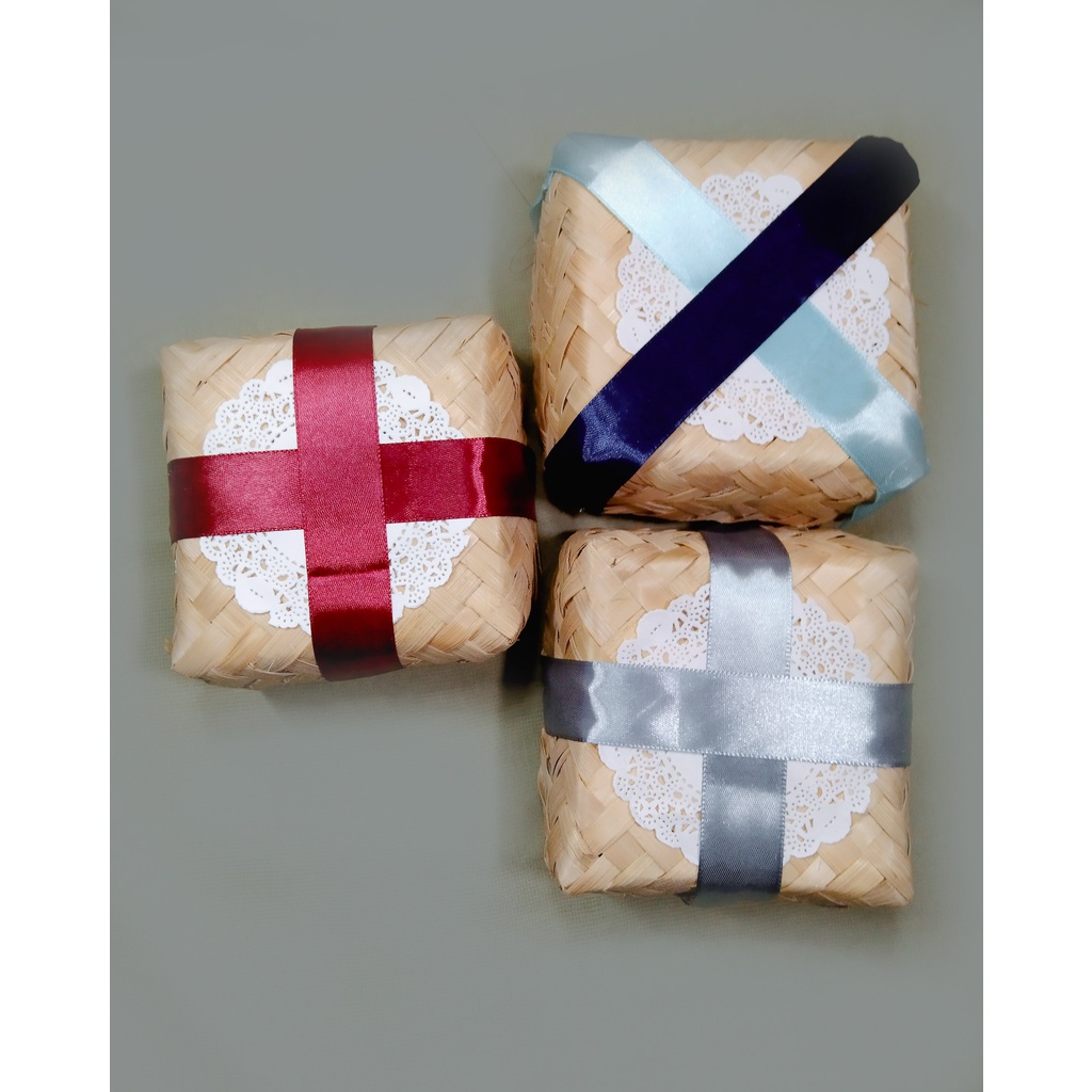 

Termurah Besek Bambu, pipiti, anyaman bambu hias 10x10cm Besek Nasi dan Souvenir hampers