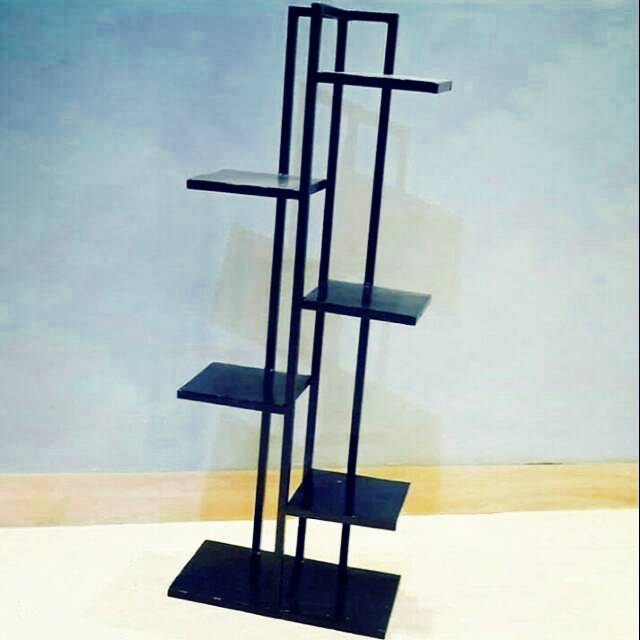 Rak besi 5 susun Rak unik 5 susun Rak bunga besi dekorasi rumah