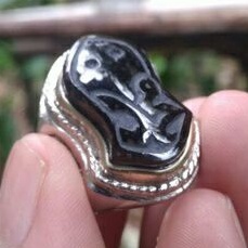 cincin terompah yaman wulung /cubung wulung ukir