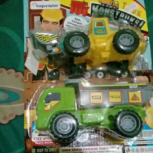 Mainan truk konstruksi