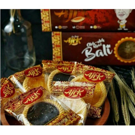 PIE SUSU AJIK ASLI KHAS BALI ISI 10PCS BEST SELLER