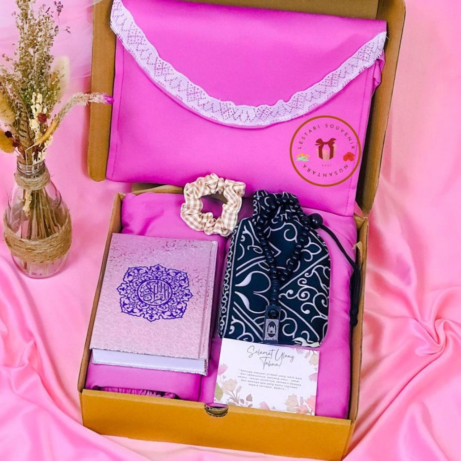 [KODE PRODUK J9INV6869] [Lestari Souvenir] Kado Ulang Tahun Anniversary Pacar | | Hampers Cewek | Ha